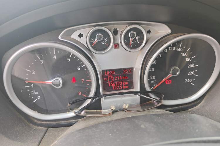 Used Ford Focus 2011 Sedan 1.8L Manual Classic Model