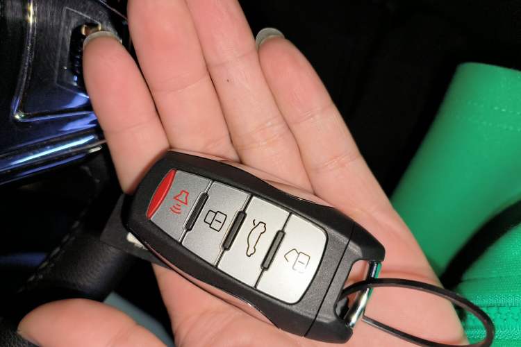 Used Haval M6 2023 PLUS 1.5T DCT Luxury Smart Connectivity Model Vehicle Key