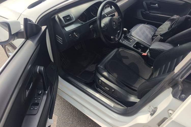 Used Volkswagen FAW-Volkswagen CC 2012 1.8TSI Elite Edition Driver Seat