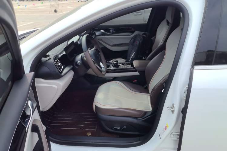 Used BYD Qin PLUS 2023 Champion Edition DM-i 120KM Beyond Model