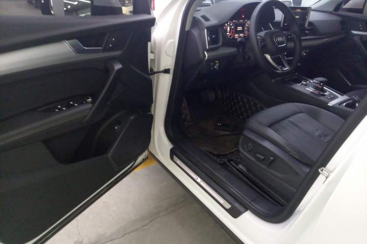 Used Audi Q5L 2020 Updated 40 TFSI Prestige Fashion Edition