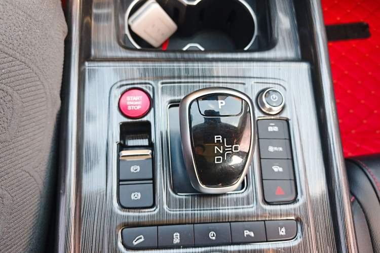 Used BYD Tang New Energy 2018 DM 2.0T All-Wheel Drive Smart Connectivity Luxury Model 7 Seats China V Emission Standard