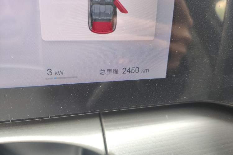 Used BYD Song L DM-i 2025 Intelligent Driving Version 112 km Leading Trim Odometer Close Up