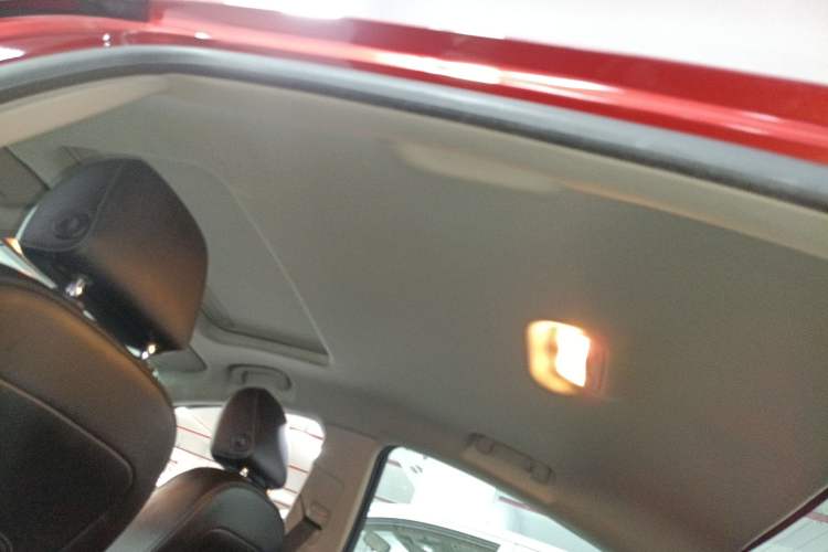 Used Buick Regal 2015 1.6T Leading Technology Model Headliner