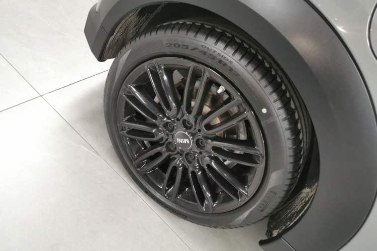 Used MINI MINI 2022 1.5T COOPER Artist
