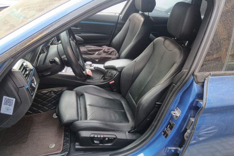 Used BMW 3 Series GT 2014 320i Design Package Model
