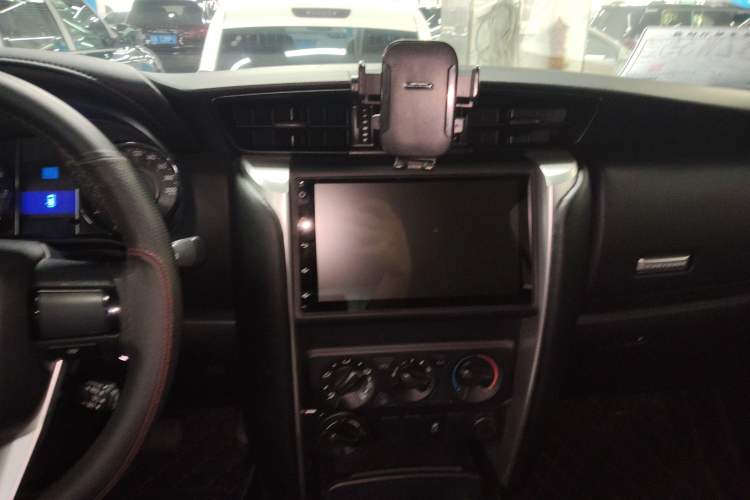 Used Toyota Fortuner 2016 2.7L Middle East Version