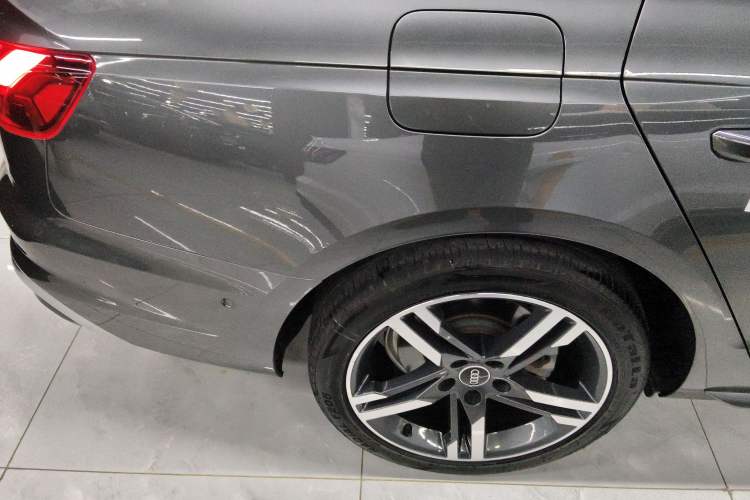 Used Audi A4L 2022 40 TFSI Luxury Dynamic Model