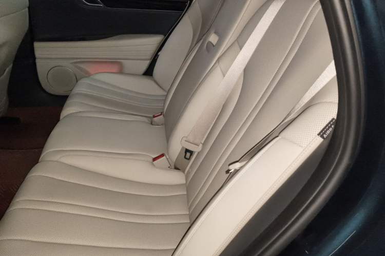 Used Genesis G80 2021 2.5T Four-Wheel Drive Luxury Edition