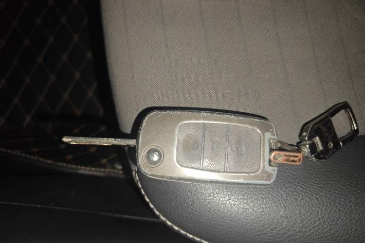 Used Volkswagen Tiguan L 2016 300TSI Automatic Two-Wheel Drive Trend Edition