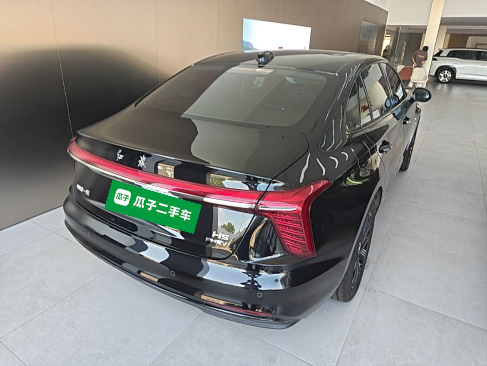 Hongqi H5 PHEV 2025 130 Super Hybrid Version — снимка 6