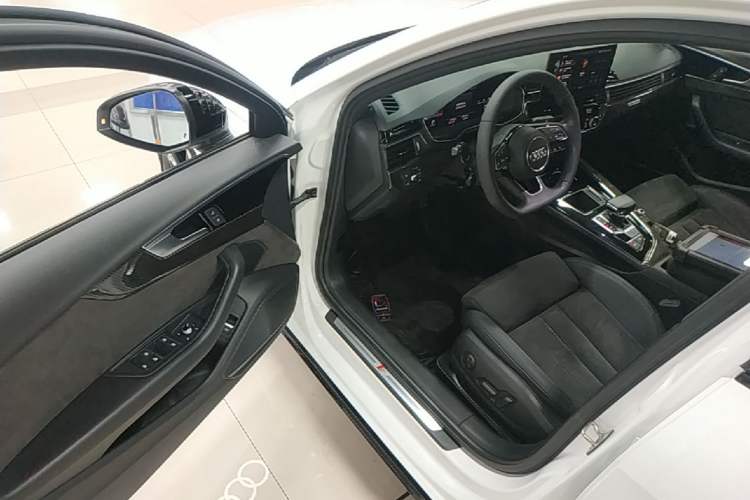 Used Audi A4L 2022 45 TFSI quattro Prestige Dynamic Edition

