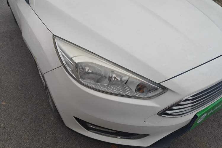 Used Ford Focus 2017 Sedan 1.6L Manual Fashion Edition Smart Drive Version