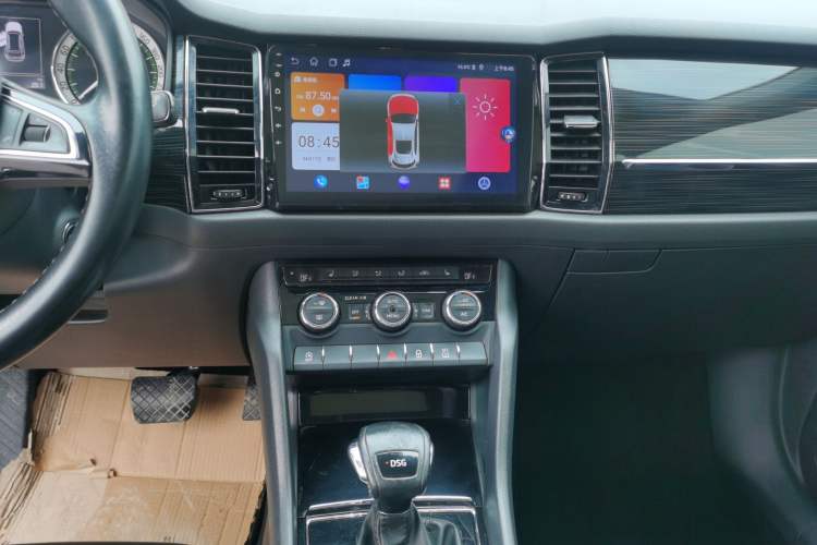 Used Skoda Kodiaq 2018 Facelifted TSI330 5-Seater Two-Wheel-Drive Luxury Enjoyment Edition
