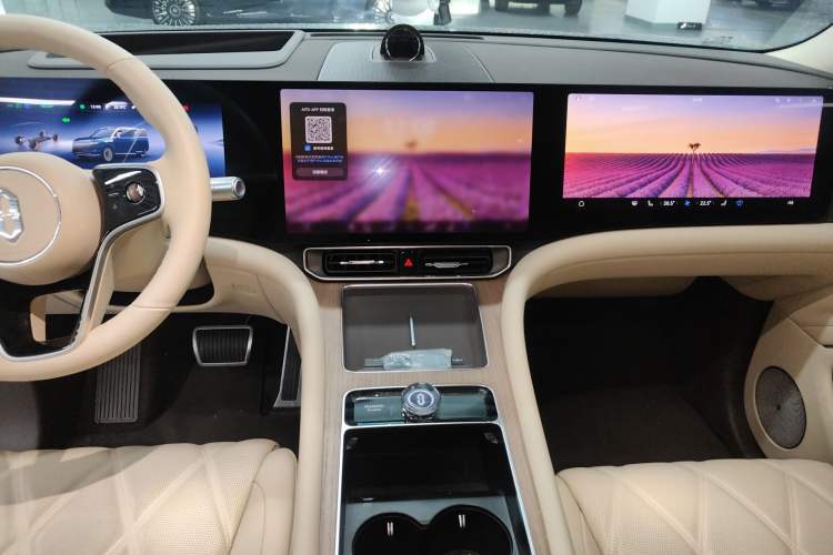 Used Hima AITO M9 2025 Extended-Range Ultra Version 52 kWh 6-Seater
