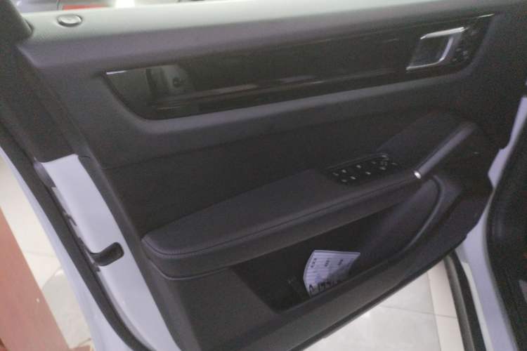 Used Porsche Cayenne E-Hybrid 2021 Cayenne E-Hybrid 2.0T