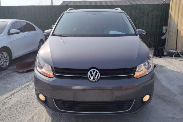 Used Volkswagen Touran 2015 1.4T DSG Comfort Edition 5 Seats