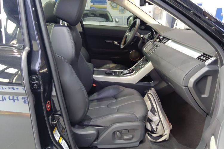 Used Land Rover Range Evoque 2015 2.0T Five-Door Zhiyao Edition Right Front Seat