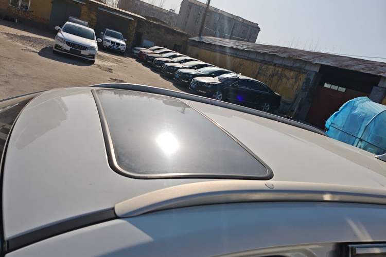 Used FAW Senya R7 2016 1.6L Manual Smart Version