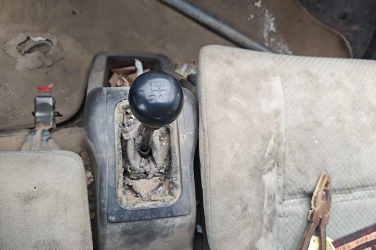 Used Wuling Rongguang 2011 1.2L Base Version