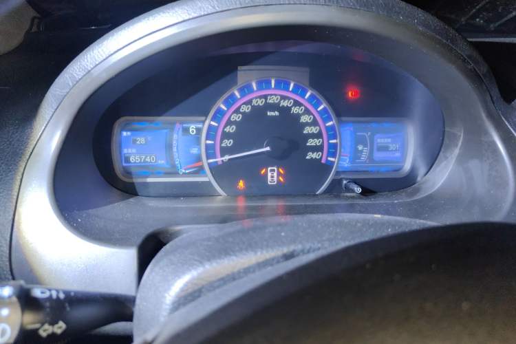 Used BYD S6 2014 2.0L Manual Luxury 7-Seater Instrument Cluster
