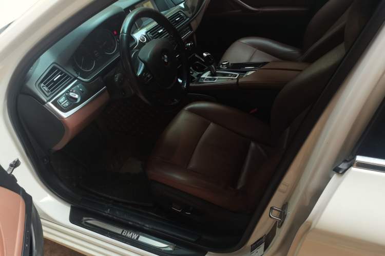 Used BMW 5 Series 2017 525Li Leading Model Left Front Seat