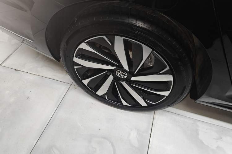 Used Volkswagen Passat 2025 Premium Version 380TSI Dragon Edition