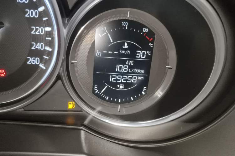 Used Mazda CX-5 2017 2.0L Automatic 4x4 Smart Enjoyment Version China V Standard Odometer Close Up