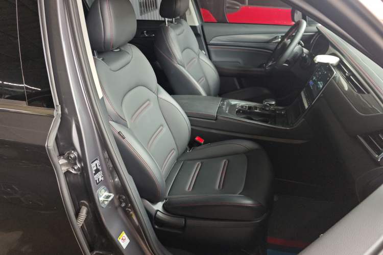 Used GAC Trumpchi GS4 PLUS 2021 390T Automatic Nebula Edition Right Front Seat