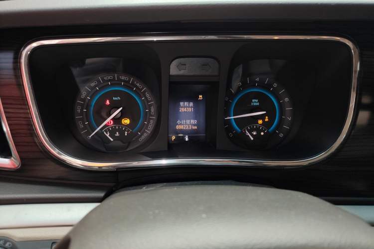 Used Buick GL8 2011 3.0L XT Luxury Business Flagship Edition
