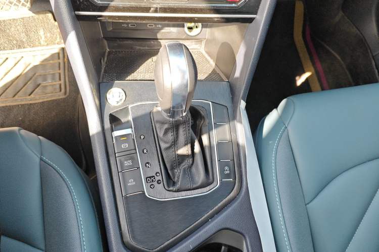 Used Volkswagen Tharu 2023 300TSI Two-Wheel-Drive Full Moon Edition