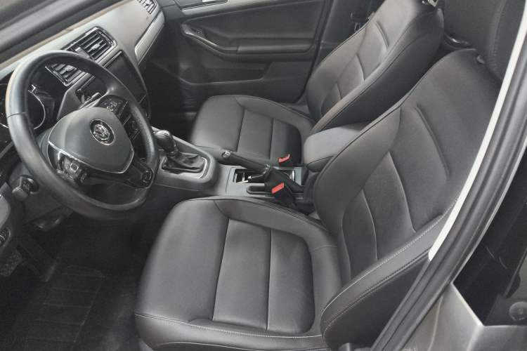 Used Volkswagen Sagitar 2018 1.6L Automatic Comfort Model Left Front Seat