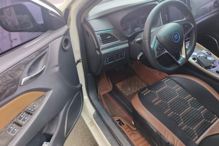 Used BYD Qin New Energy 2017 1.5T Luxury Model