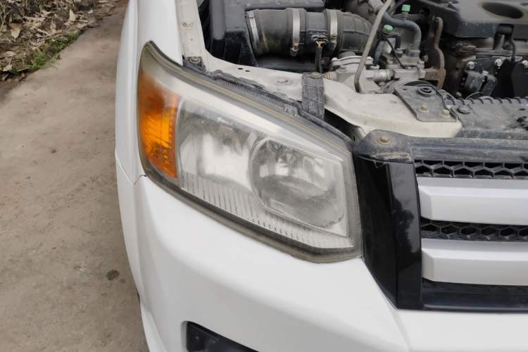 Used JMC Baodian 2018 2.9T New Value-Packed Two-Wheel-Drive Diesel Comfort Version with Standard Cargo Bed – JX4D30B5L
