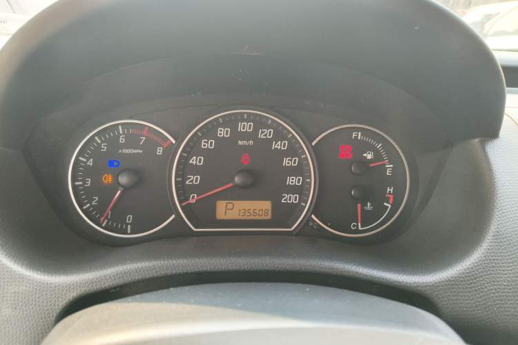 Used Suzuki Swift 2014 1.5L Automatic Fashion Edition
