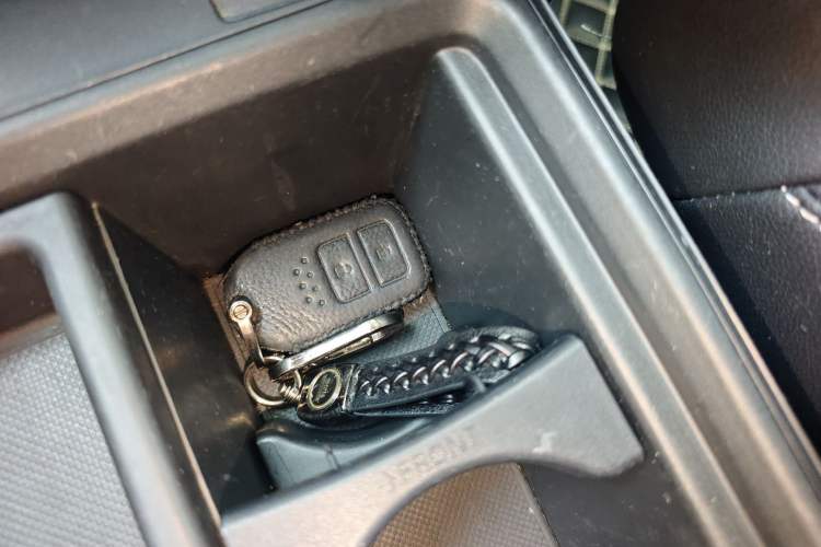 Used Honda CR-V 2015 2.0L two-wheel drive Fashion Edition