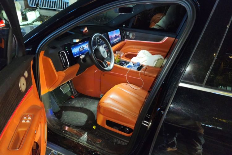 Used Hima AITO M9 2024 Range-Extended Ultra Version 52 kWh 6-Seater Model
