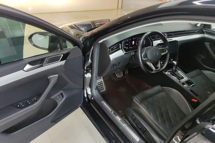 Used Volkswagen Magotan GTE Plug-in Hybrid 2022 GTE Luxury Model
