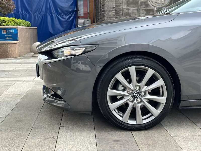 Used Mazda 3 Axela 2022 2.0L Automatic Zhiya Edition — 22