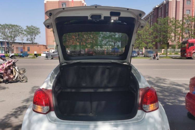 Used Hyundai Veloster 2011 1.6L Automatic Luxury Edition