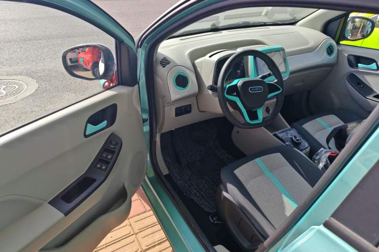 Used JMEV Xiao Qilin 2024 201km Comfort Version Driver Seat