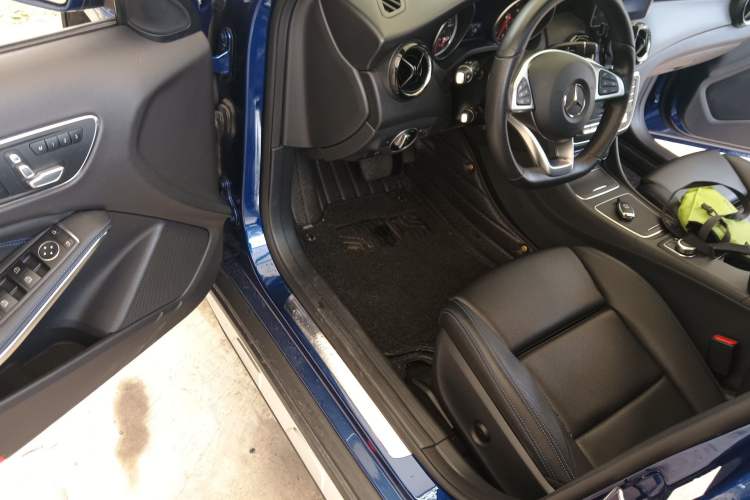 Used Mercedes-Benz GLA 2019 GLA 200 Dynamic Edition Driver Seat