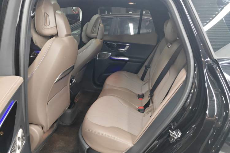 Used Mercedes-Benz EQE SUV 2023 500 4MATIC Special Edition Left Rear Seat