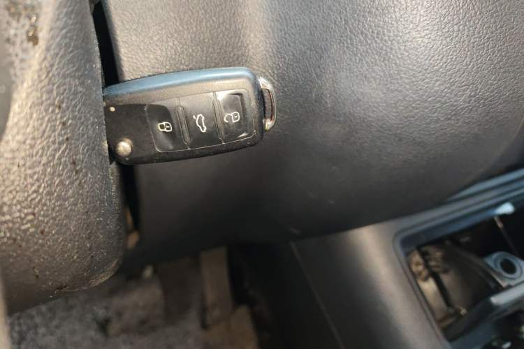 Used Volkswagen Tiguan 2015 1.8TSI Automatic Two-Wheel Drive Comfort Edition Vehicle Key