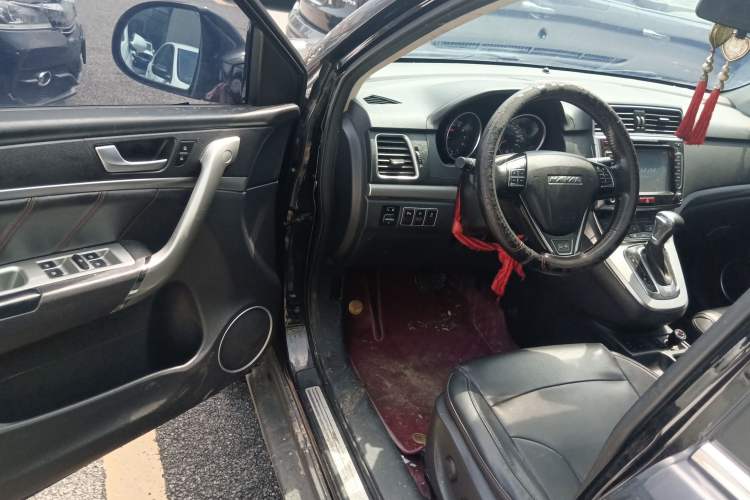 Used Haval H6 2017 Red-Label Sport Edition 1.5T Automatic Two-Wheel Drive Luxury Model Driver Seat