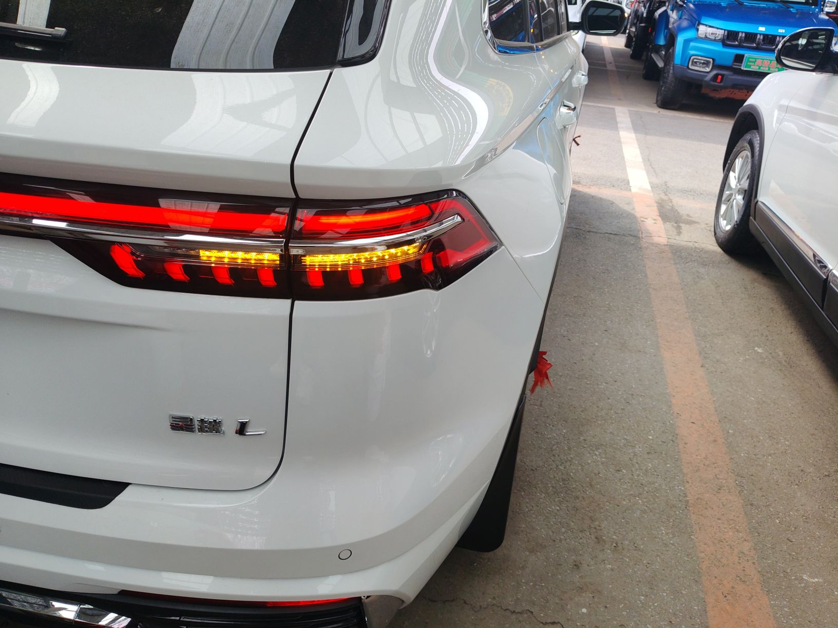 Geely Auto Monjaro L 2025 Dongfang Yao 2.0TD Automatic Lanxing Edition — снимка 4
