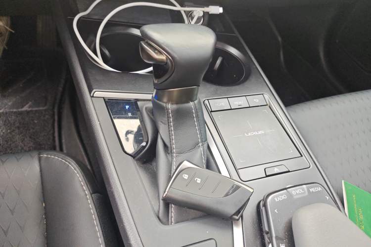 Used Lexus UX 2020 260h Explore & Adventure Edition