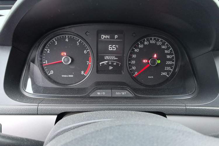 Used Volkswagen Lavida 2013 Revised Classic 1.6L Automatic Fashion Edition