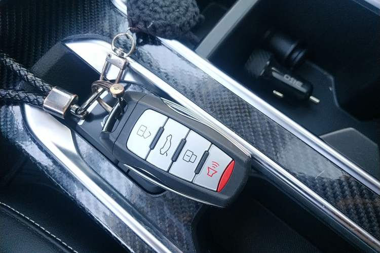 Used Haval M6 2023 PLUS 1.5T Manual Luxury Smart Connectivity Model
