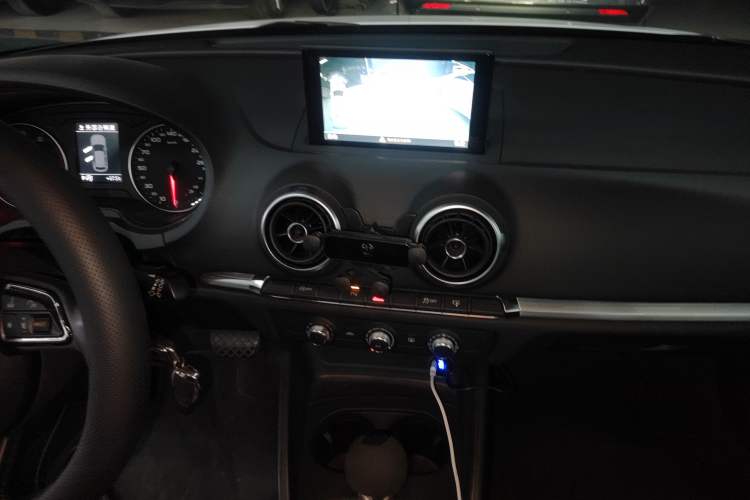 Used Audi A3 2015 Sportback 35 TFSI Millionth Anniversary Intelligent Leading Model
